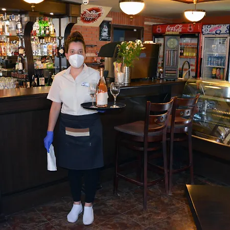 Lotus Family - Free Parking Отель 3*