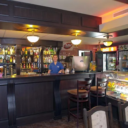 Lotus Family - Free Parking Отель Солнечный берег