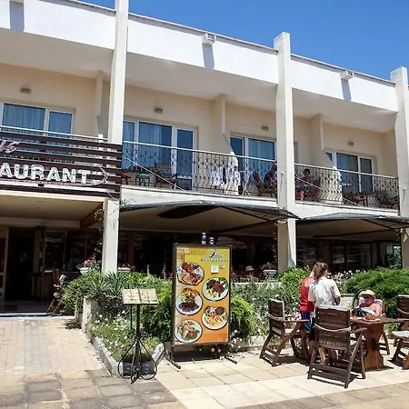 Otel Lotus Family - Free Parking