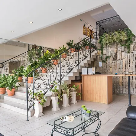 Lotus Family - Free Parking Otel Sunny Beach