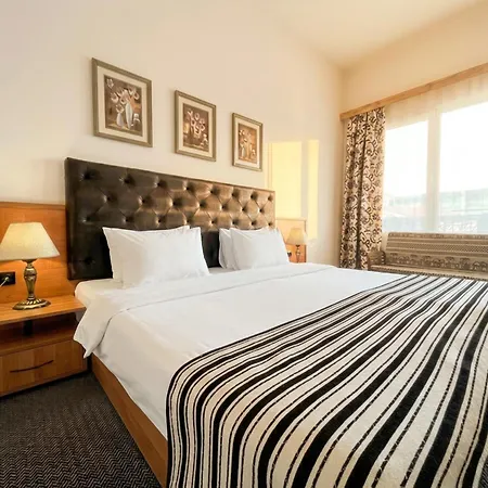 Lotus Family - Free Parking Hotel 3*
