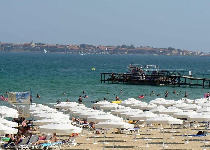 Lotus Family - Free Parking 3* Napospart