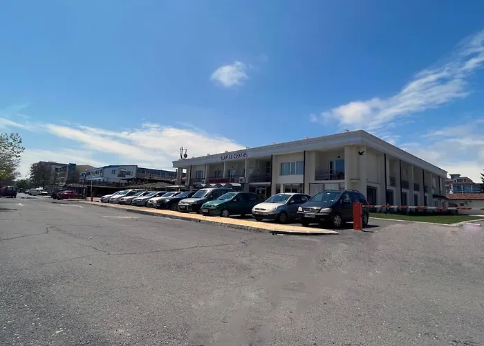 Lotus Family - Free Parking 3* Napospart