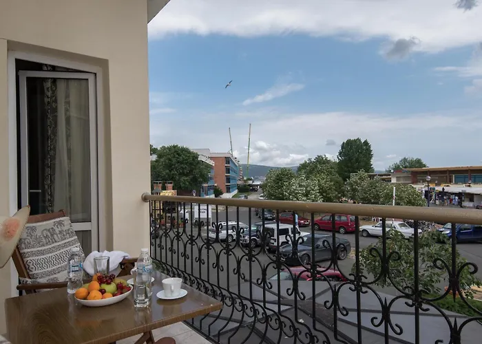 Szálloda Lotus Family - Free Parking Napospart