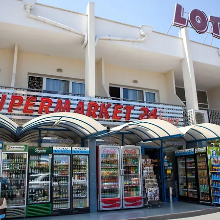 Lotus Family - Free Parking מלון 3*