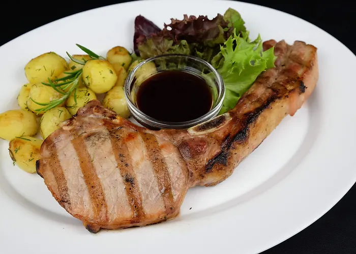 מלון Lotus Family - Free Parking