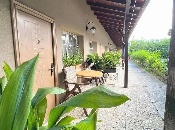 Lotus Family - Free Parking סאני ביץ'