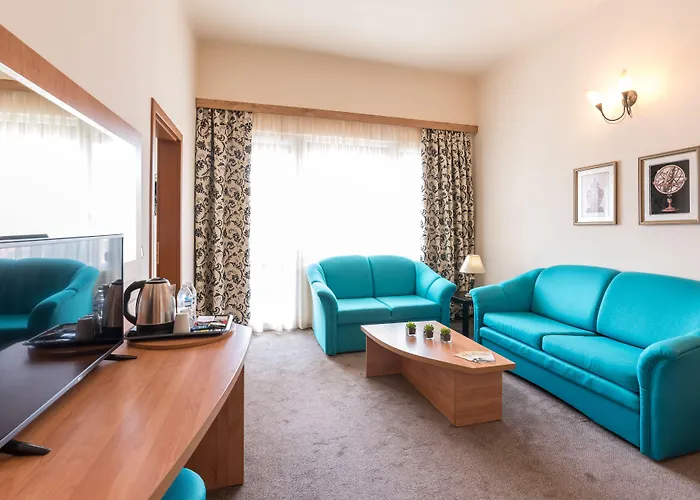 Hotel Lotus Family - Free Parking 3*