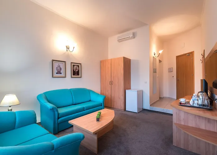 Lotus Family - Free Parking סאני ביץ'